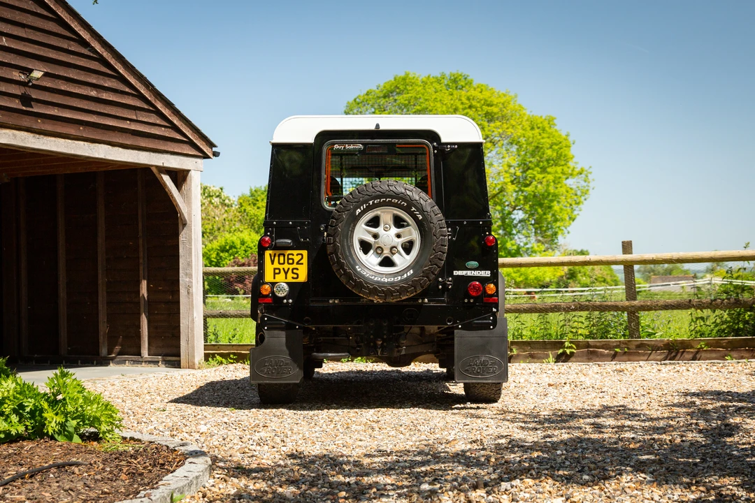 2012 Land Rover Defender 90 - Image 15 of 31