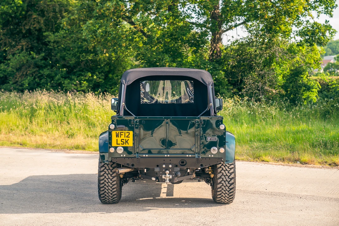 2012 Land Rover Defender 90 - Image 13 of 31
