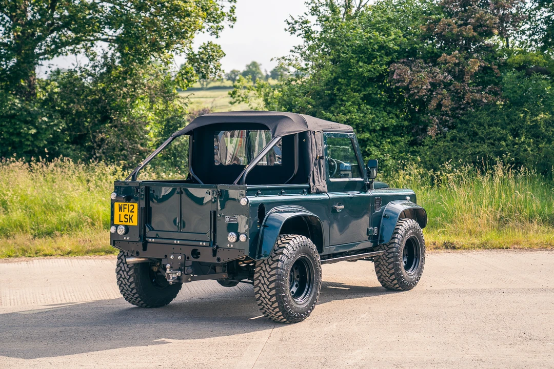 2012 Land Rover Defender 90 - Image 12 of 31