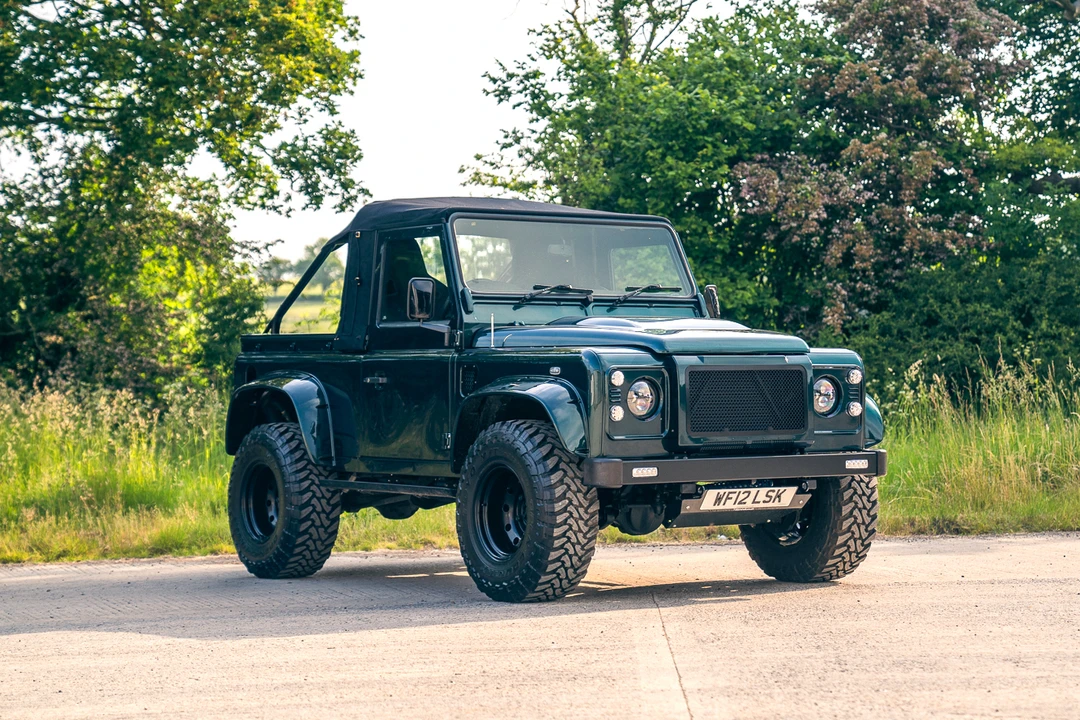 2012 Land Rover Defender 90 - Image 4 of 31