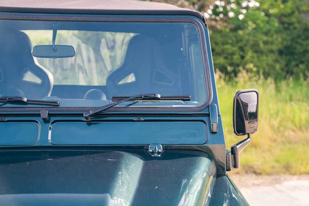 2012 Land Rover Defender 90 - Image 30 of 31