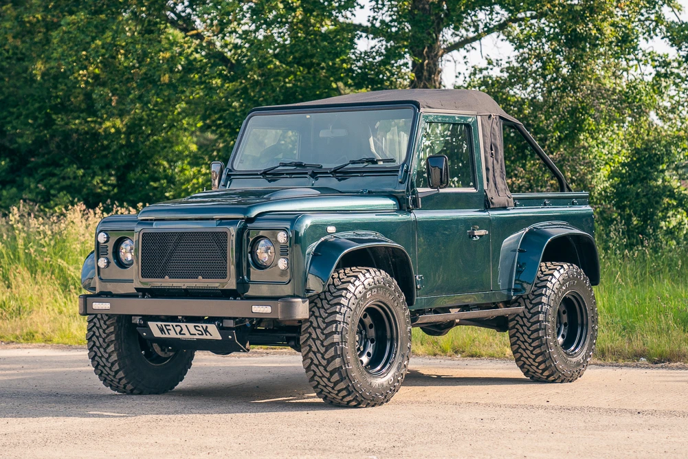 2012 Land Rover Defender 90 - Image 2 of 31