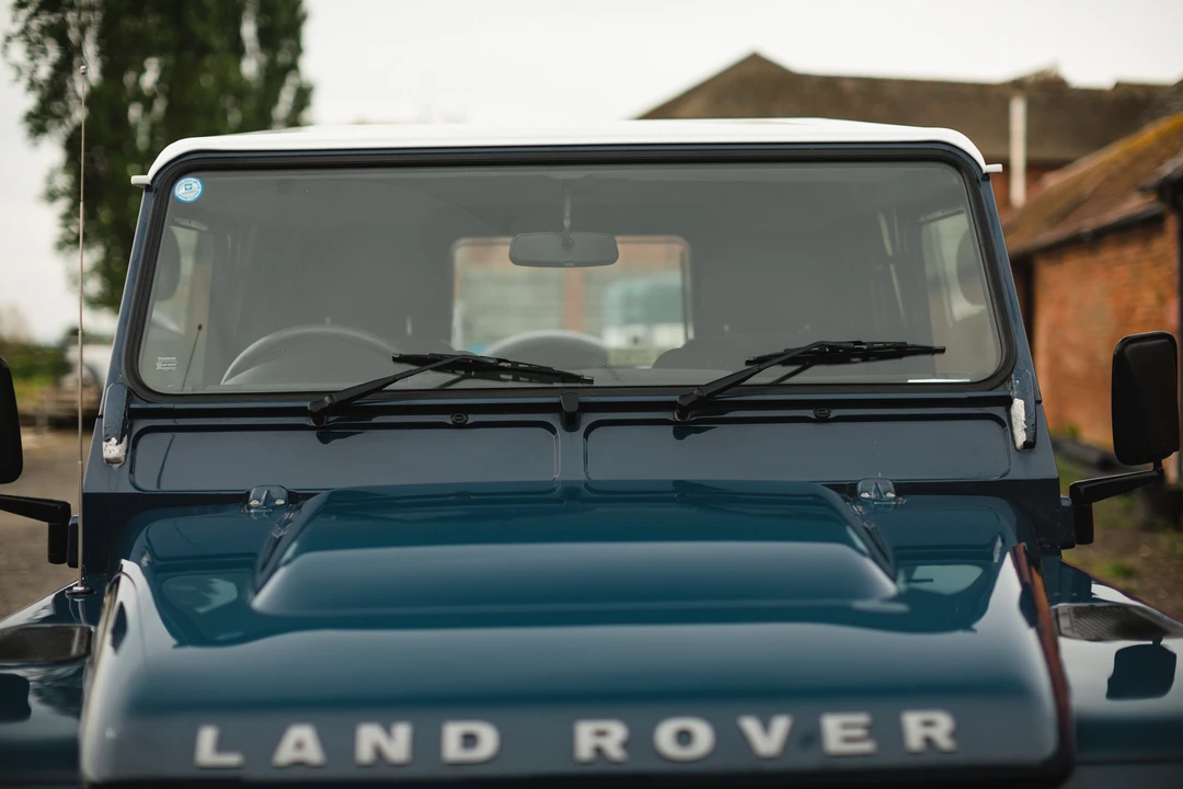 2012 Land Rover Defender 90 - Image 21 of 31