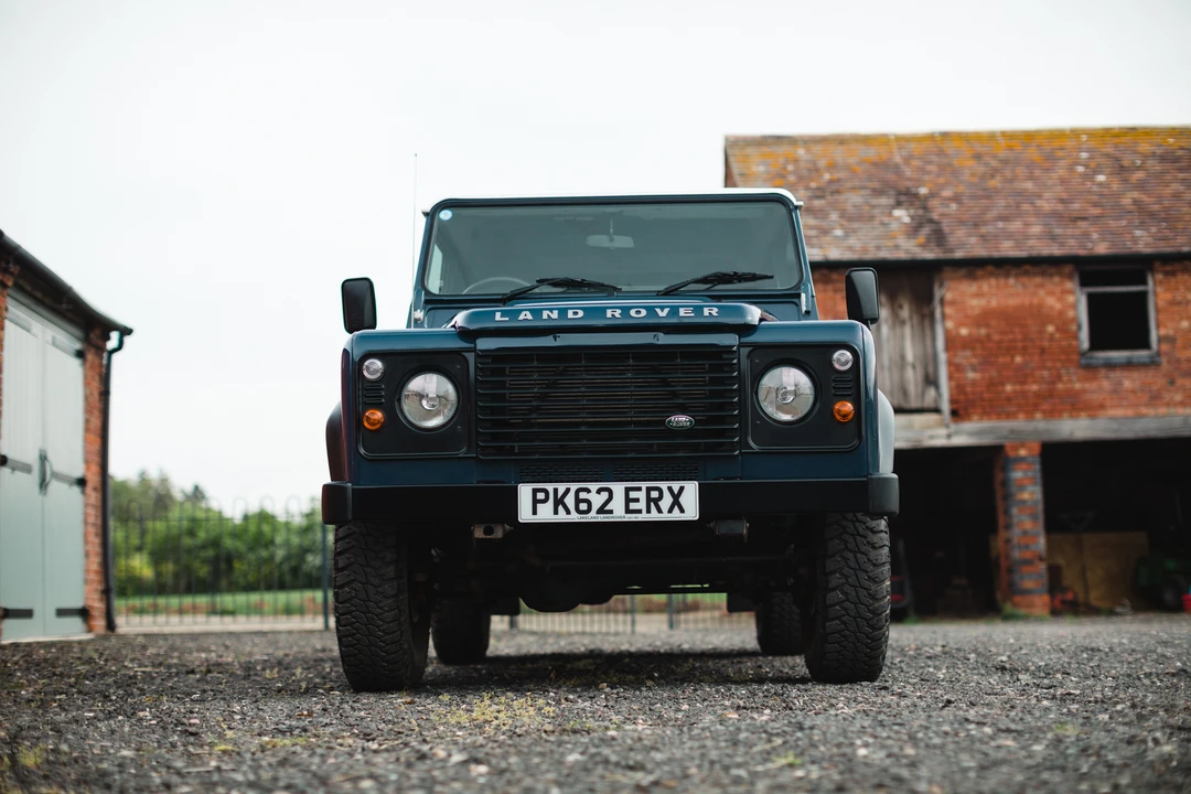2012 Land Rover Defender 90 - Image 11 of 31