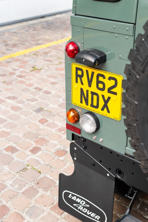 2012 Land Rover Defender 90 - Image 28 of 31