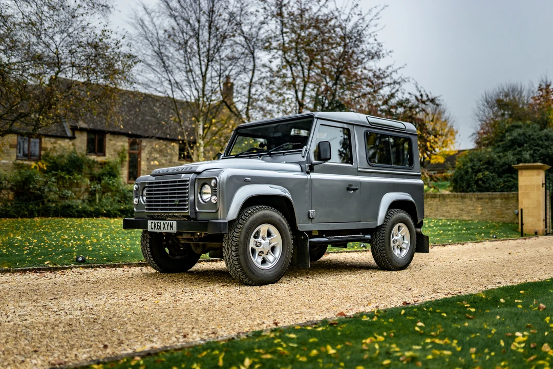 2012 Land Rover Defender 90 - Image 23 of 31