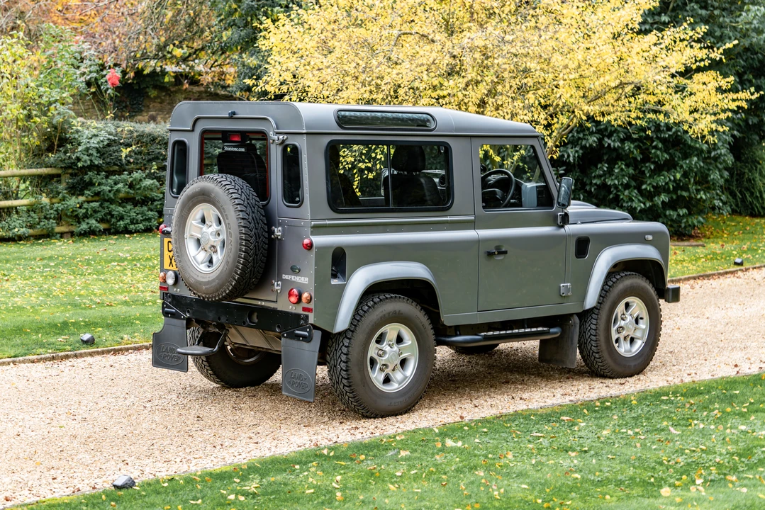 2012 Land Rover Defender 90 - Image 28 of 31