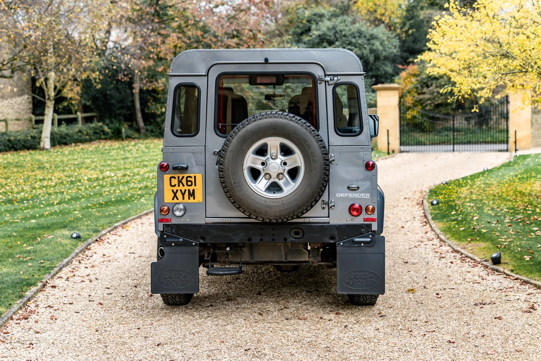 2012 Land Rover Defender 90 - Image 7 of 31