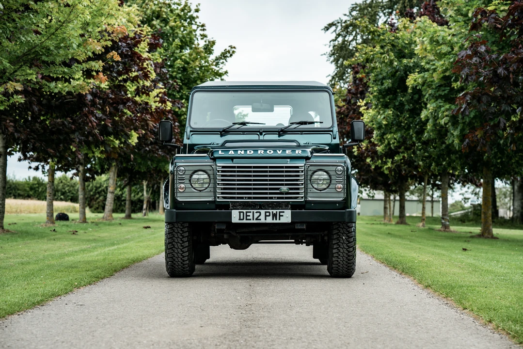 2012 Land Rover Defender 90 - Image 3 of 31