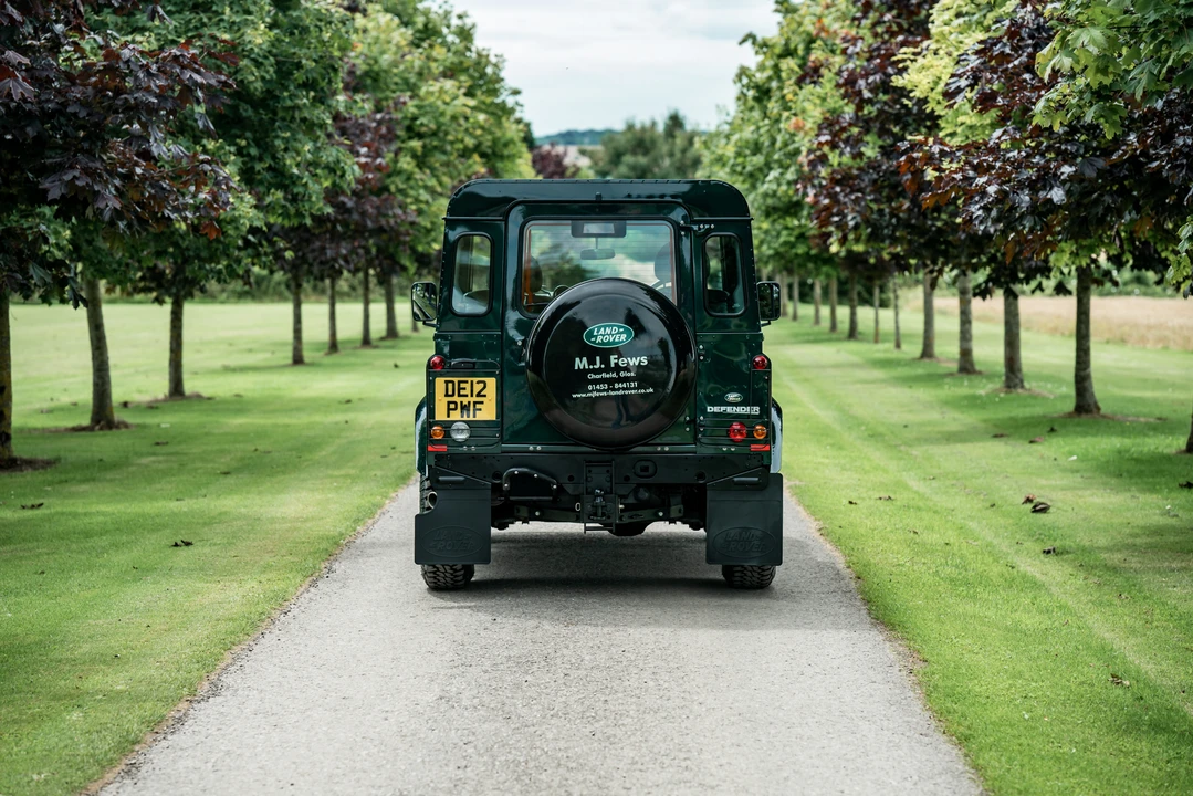2012 Land Rover Defender 90 - Image 7 of 31