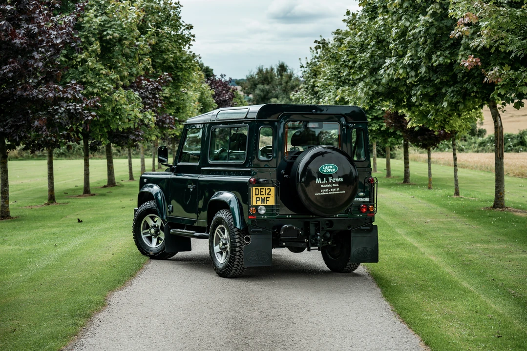 2012 Land Rover Defender 90 - Image 13 of 31