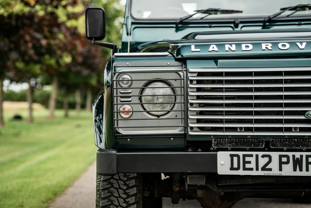 2012 Land Rover Defender 90 - Image 19 of 31