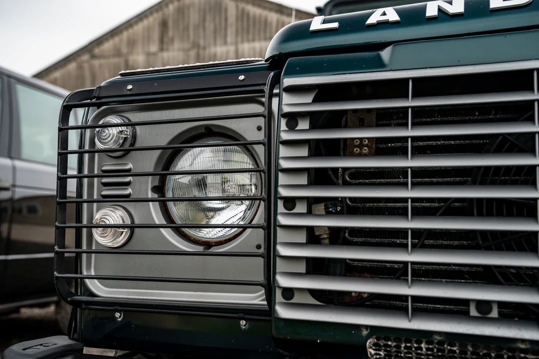 2012 Land Rover Defender 90 - Image 24 of 31