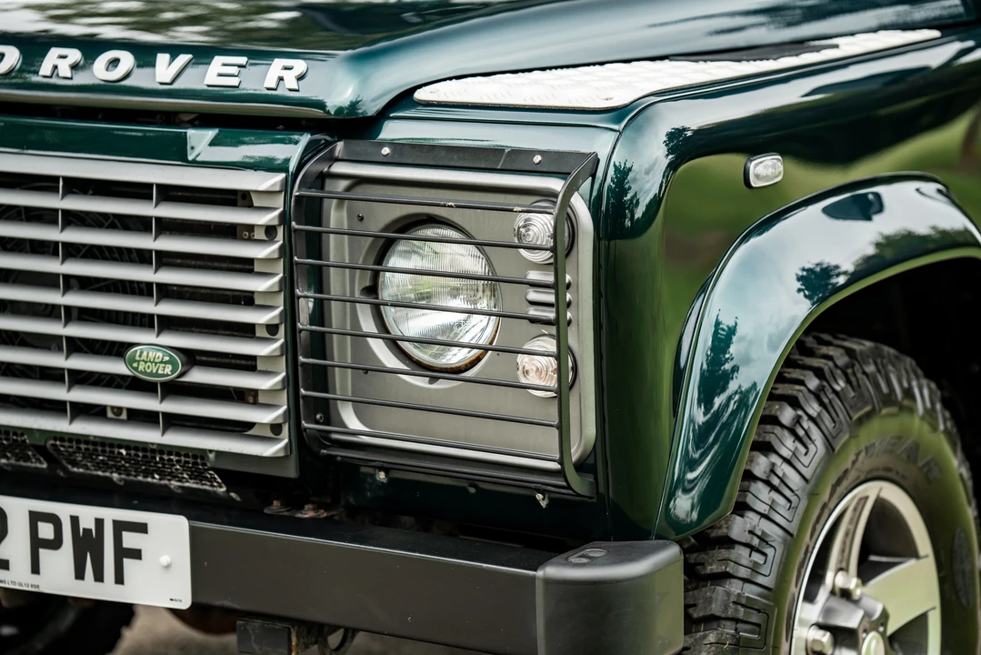 2012 Land Rover Defender 90 - Image 26 of 31