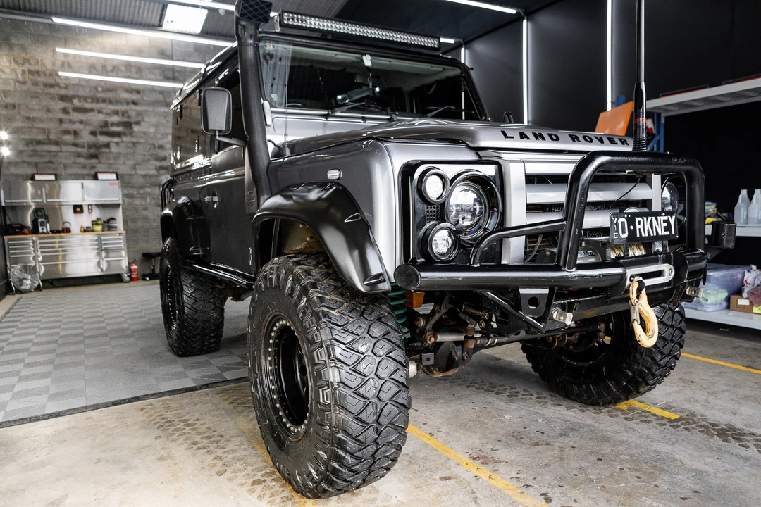 2012 Land Rover Defender 90 - Image 4 of 31