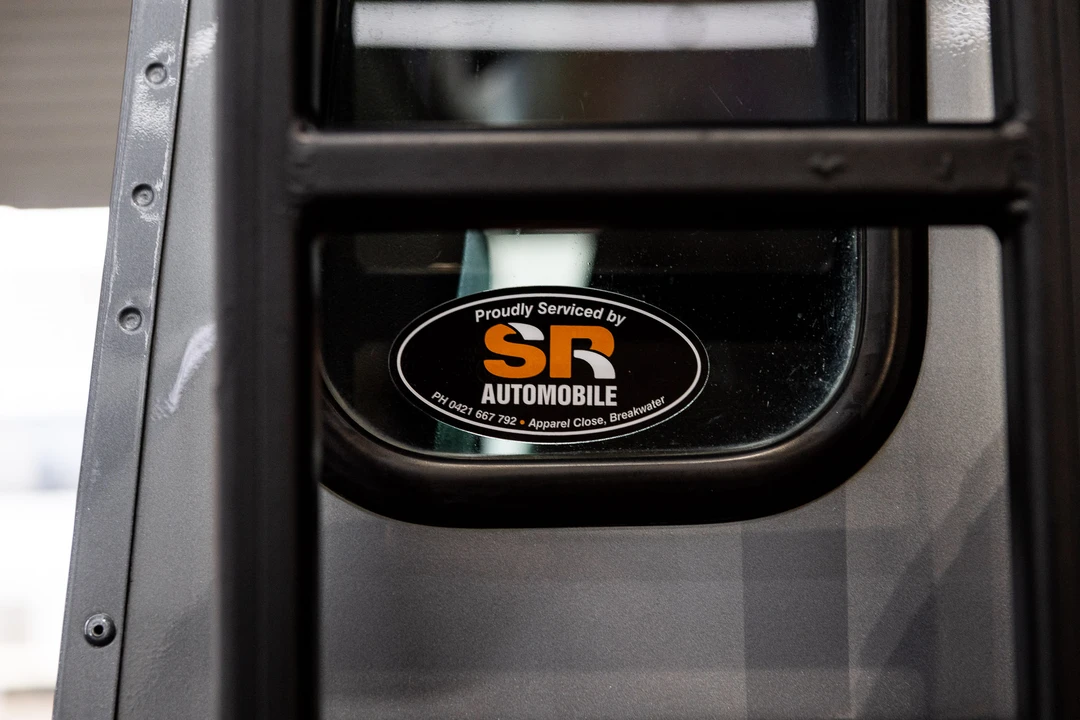 2012 Land Rover Defender 90 - Image 29 of 31