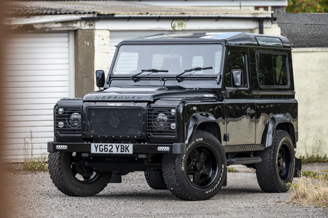 2012 Land Rover Defender 90 - Image 29 of 31