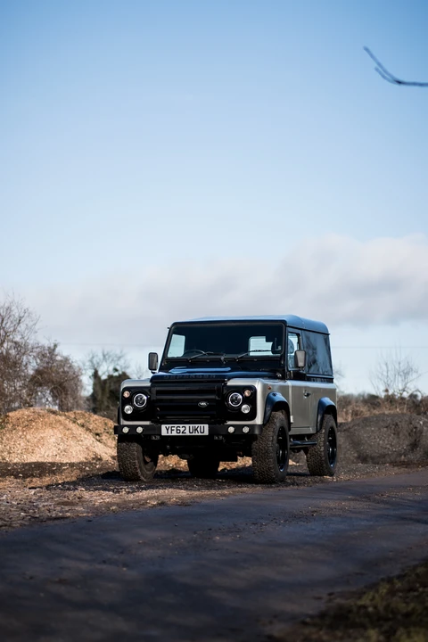 2012 Land Rover Defender 90 - Image 23 of 31