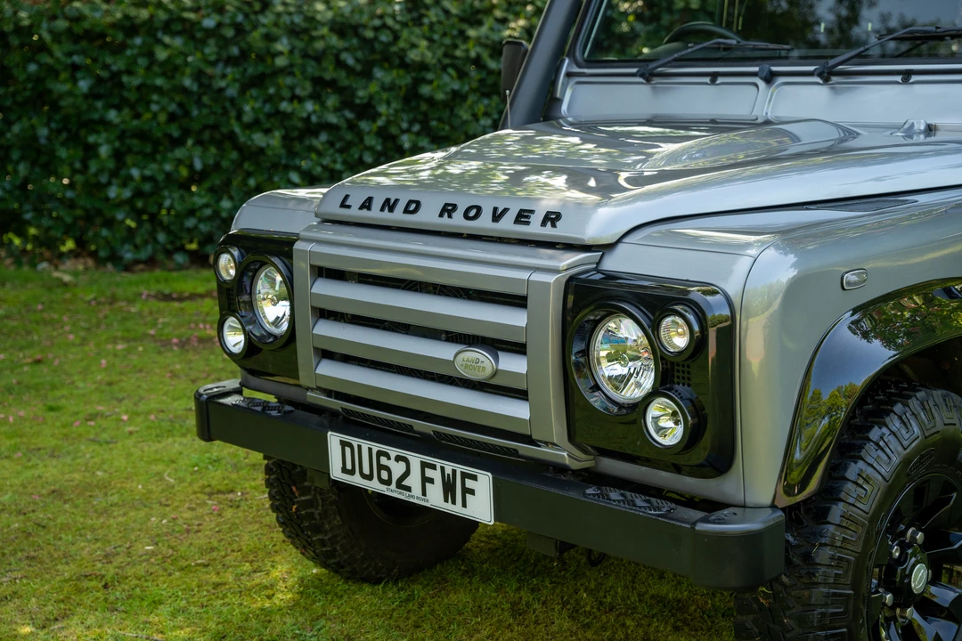 2012 Land Rover Defender 90 - Image 19 of 31