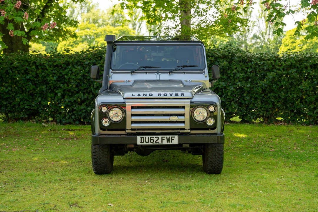 2012 Land Rover Defender 90 - Image 3 of 31
