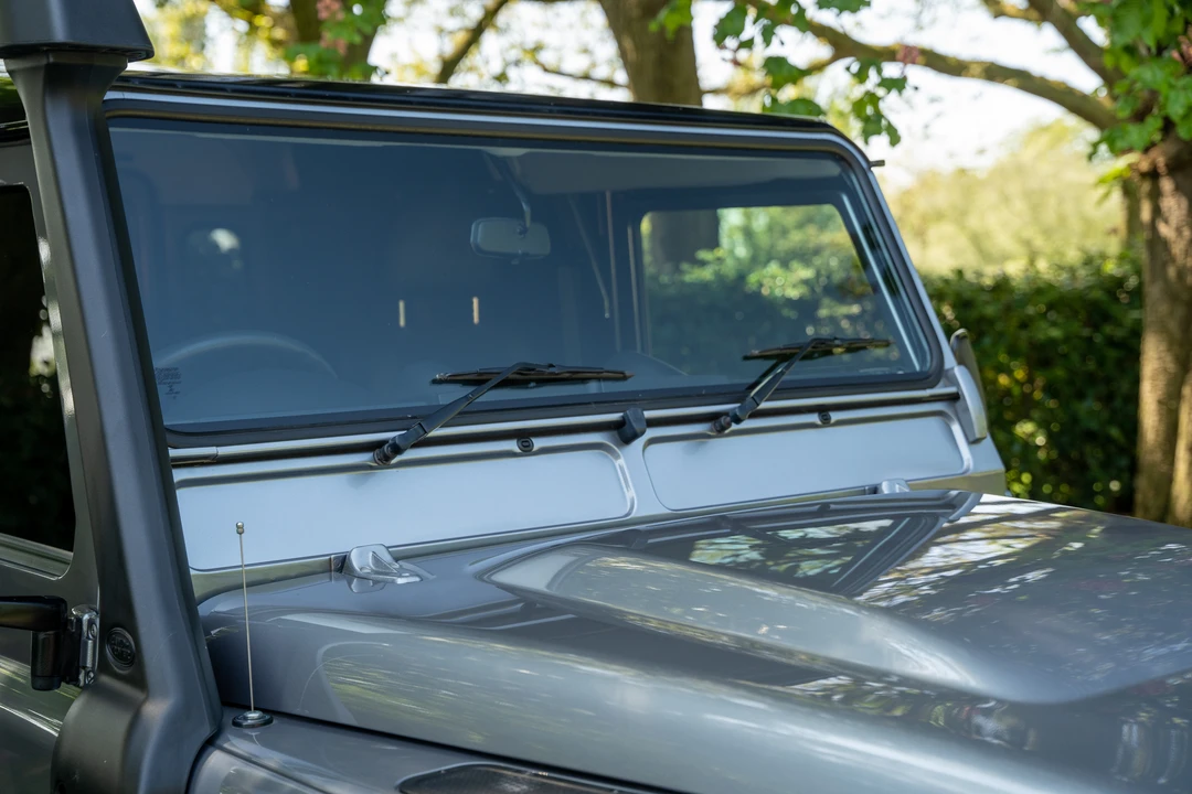 2012 Land Rover Defender 90 - Image 30 of 31