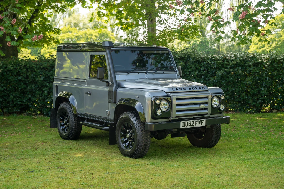 2012 Land Rover Defender 90 - Image 12 of 31