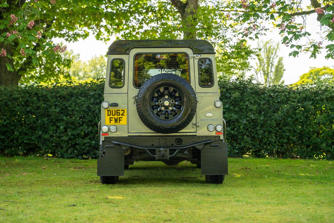 2012 Land Rover Defender 90 - Image 7 of 31