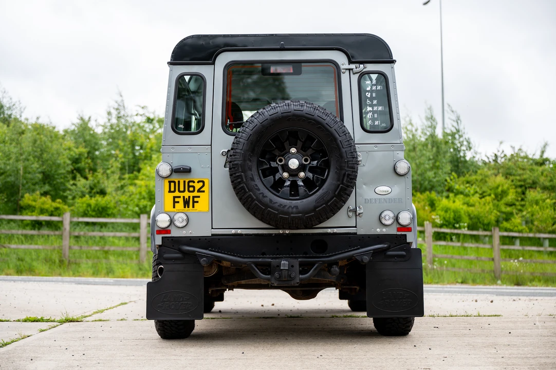 2012 Land Rover Defender 90 - Image 7 of 31