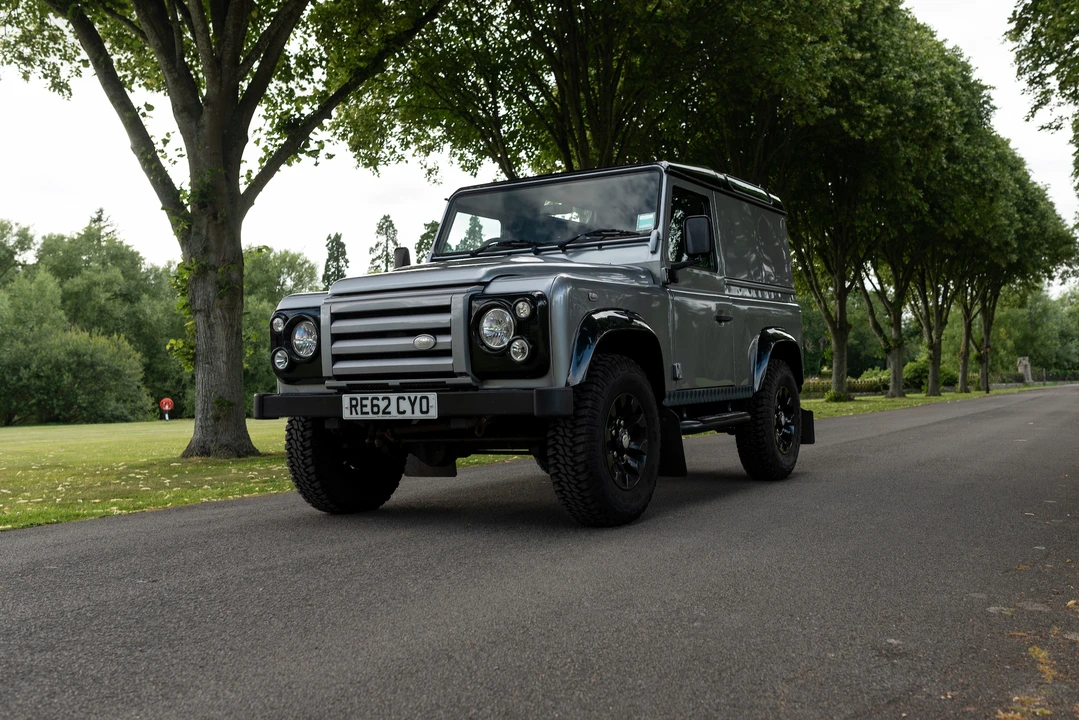 2012 Land Rover Defender 90 - Image 12 of 31
