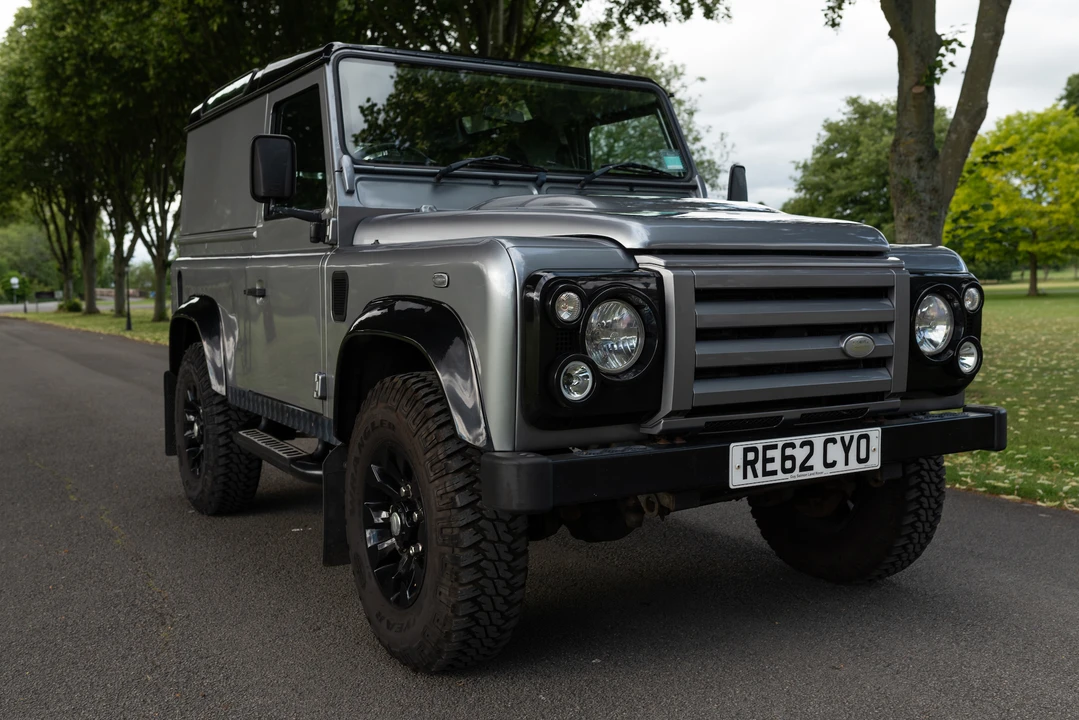 2012 Land Rover Defender 90 - Image 20 of 31