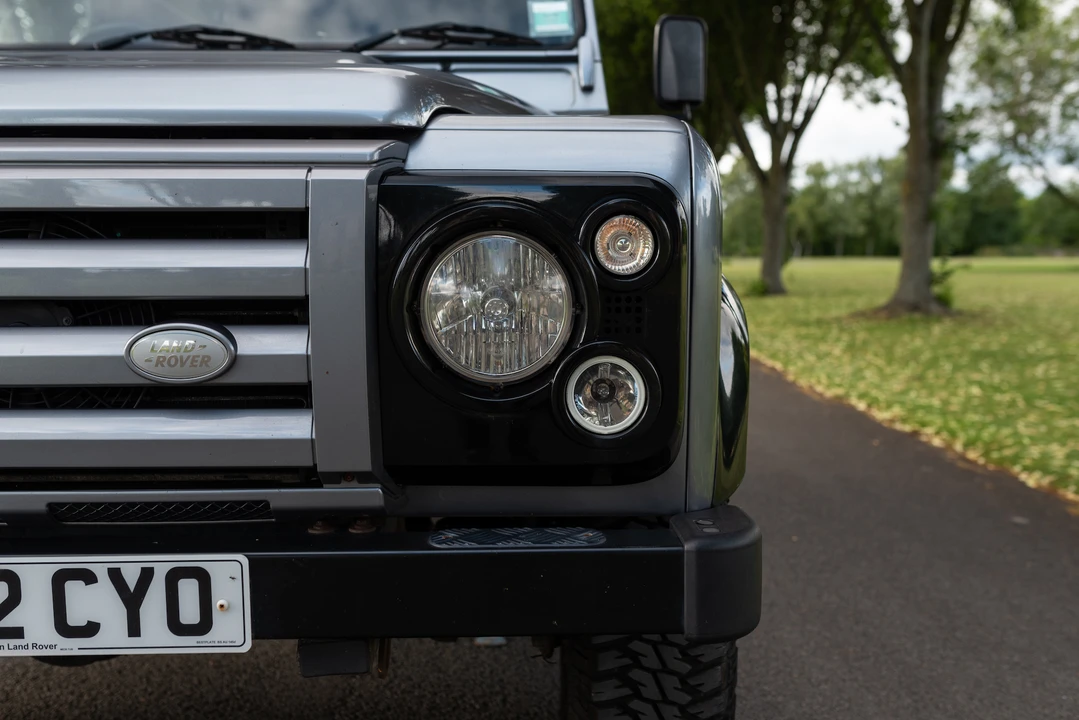 2012 Land Rover Defender 90 - Image 23 of 31