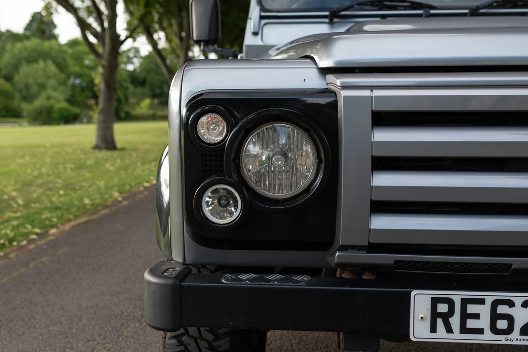 2012 Land Rover Defender 90 - Image 24 of 31