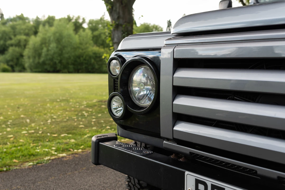 2012 Land Rover Defender 90 - Image 27 of 31