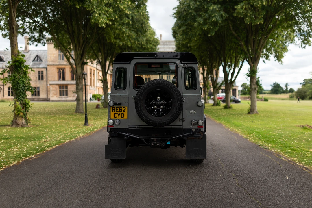 2012 Land Rover Defender 90 - Image 7 of 31