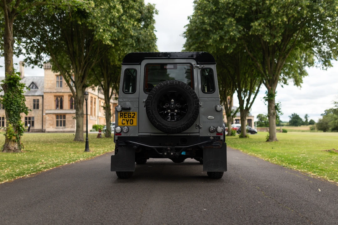 2012 Land Rover Defender 90 - Image 15 of 31
