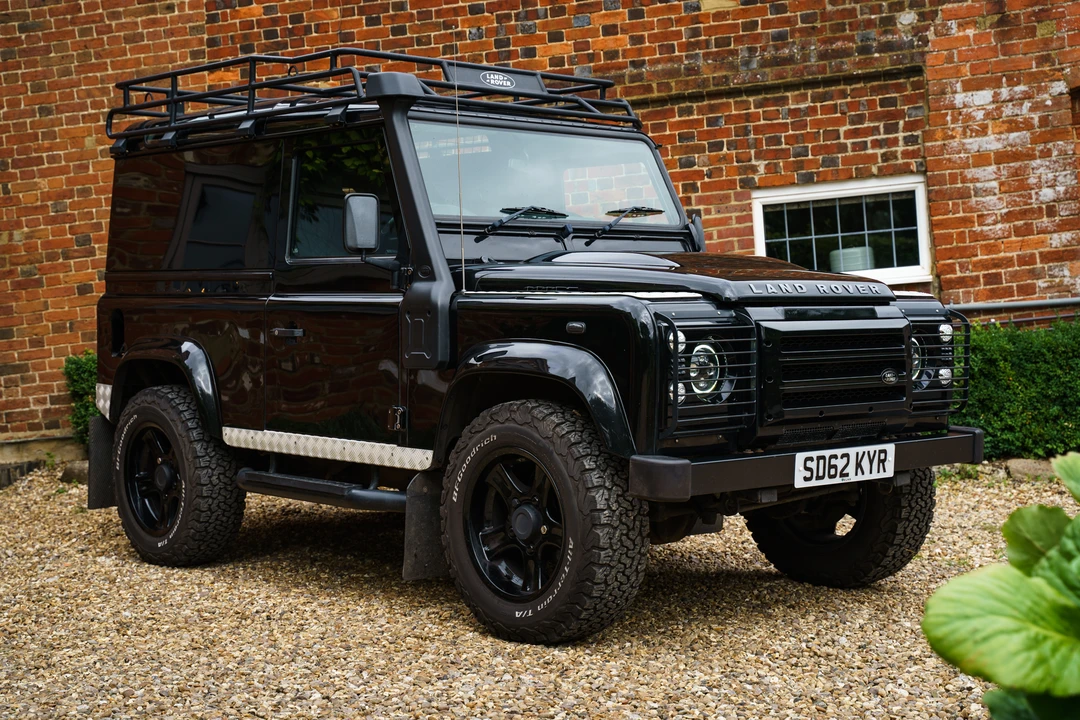 2012 Land Rover Defender 90 - Image 3 of 31