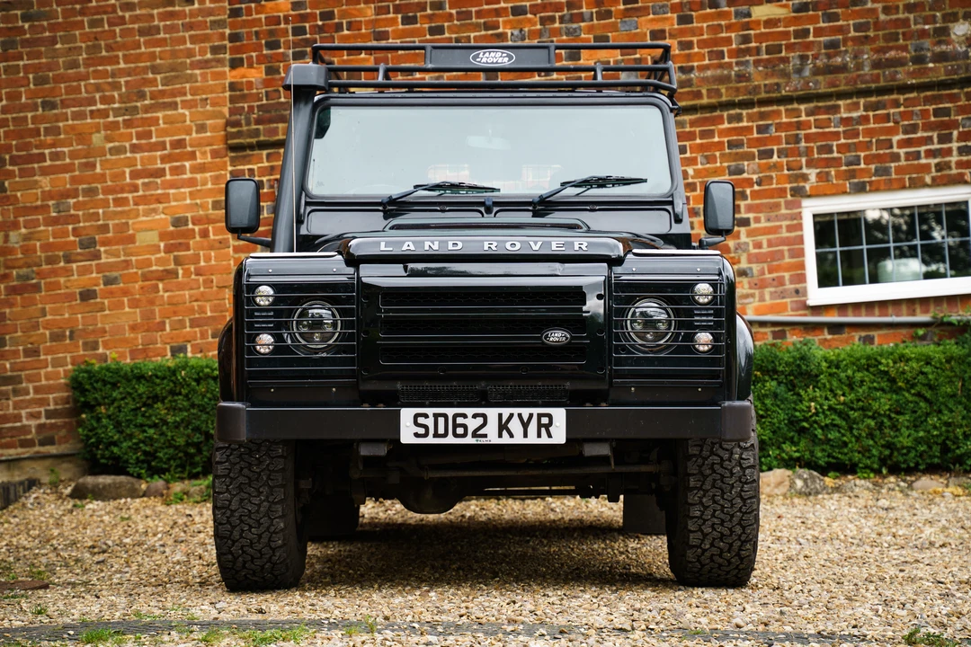 2012 Land Rover Defender 90 - Image 15 of 31
