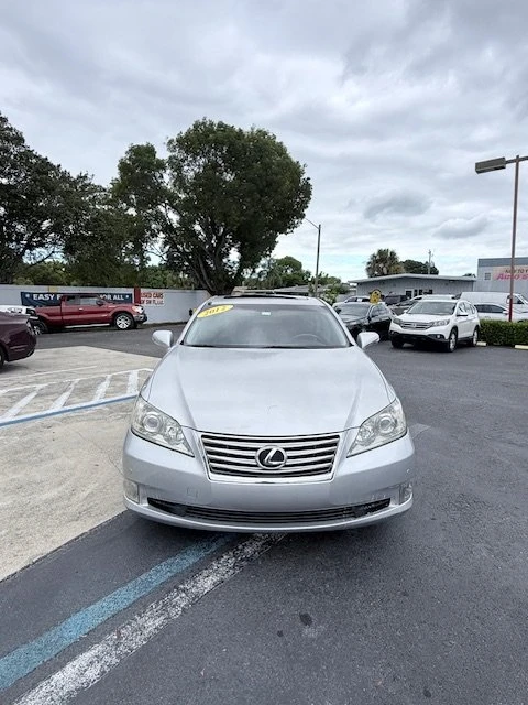 2012 Lexus ES 5th Gen - Image 2 of 6
