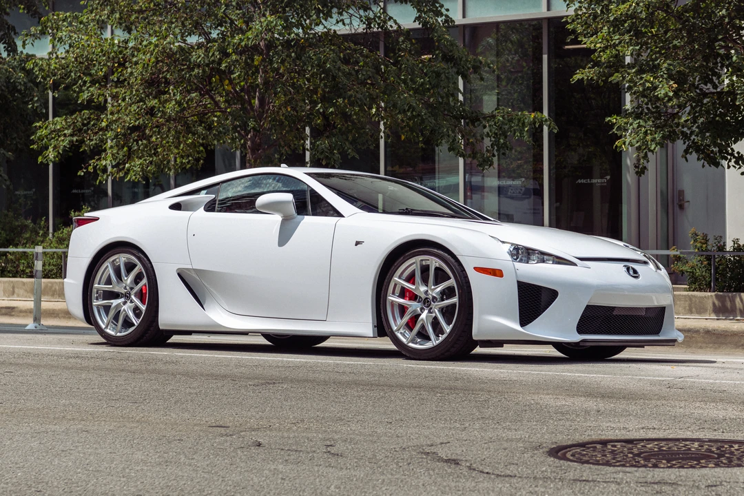 2012 Lexus LFA - Image 2 of 31