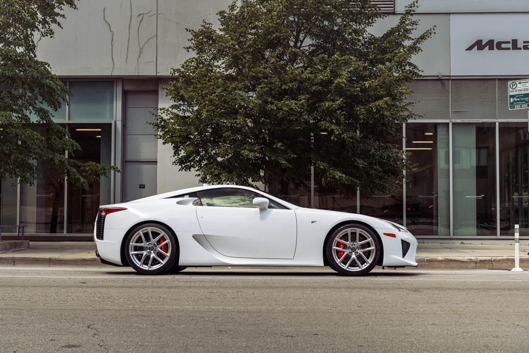 2012 Lexus LFA - Image 12 of 31