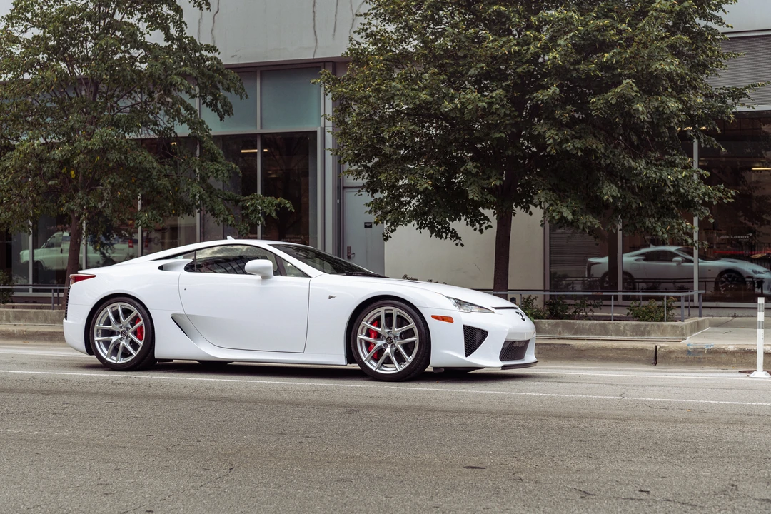 2012 Lexus LFA - Image 16 of 31