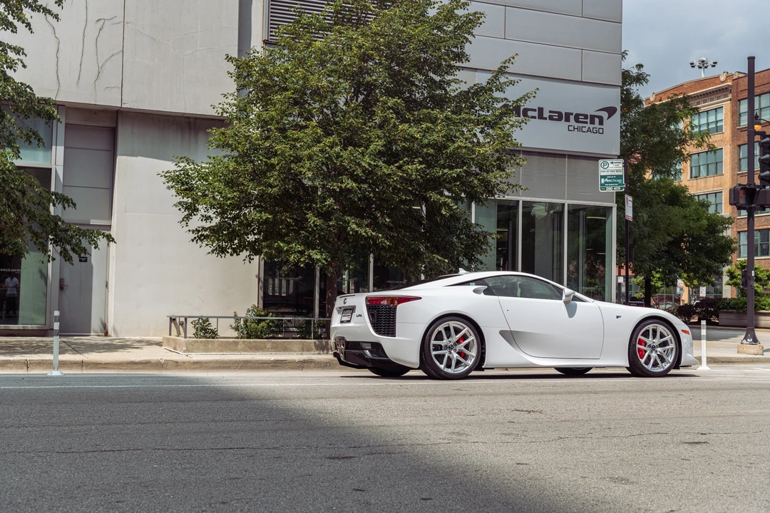 2012 Lexus LFA - Image 18 of 31
