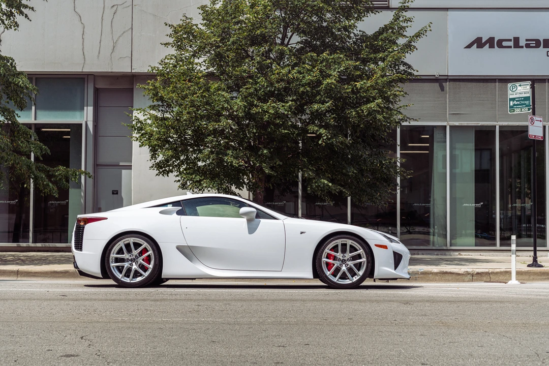 2012 Lexus LFA - Image 17 of 31