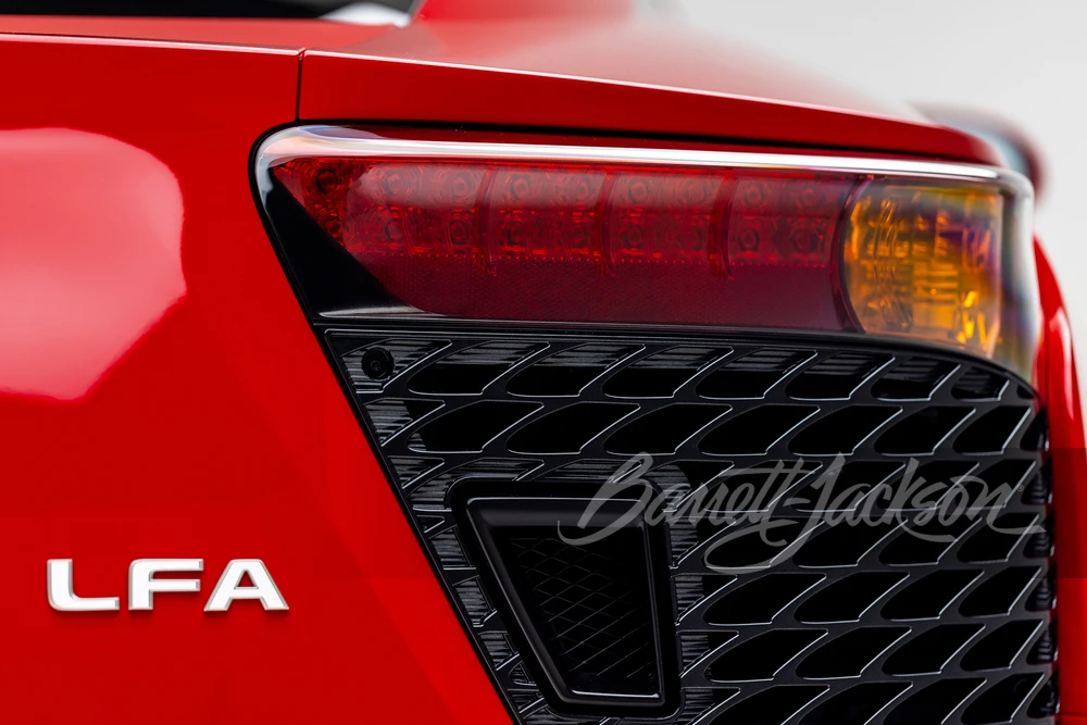 2012 Lexus LFA - Image 16 of 31