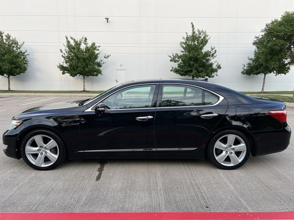 2012 Lexus LS 4th Gen - Image 7 of 21