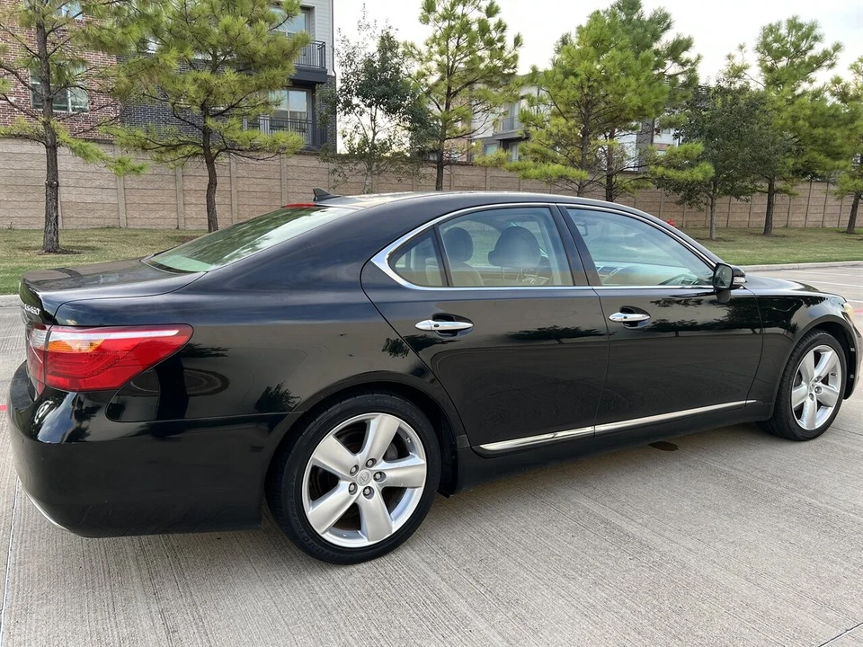 2012 Lexus LS 4th Gen - Image 13 of 21
