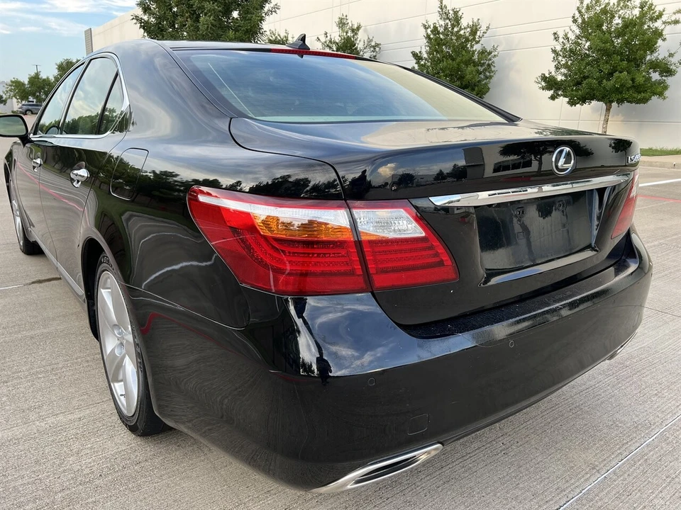 2012 Lexus LS 4th Gen - Image 9 of 21