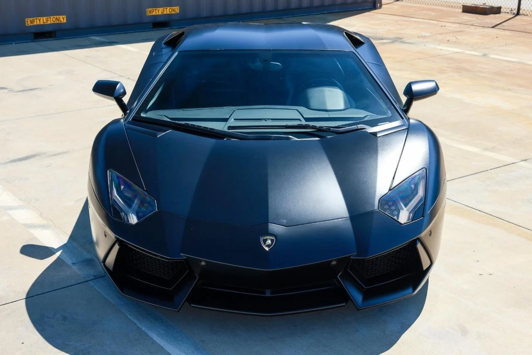 2012 Lamborghini Aventador LP700-4 - Image 17 of 31