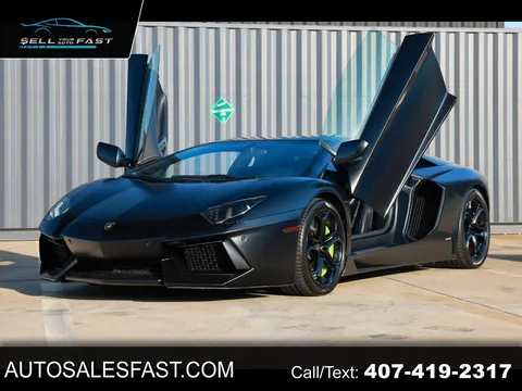 2012 Lamborghini Aventador LP 700-4 Coupe