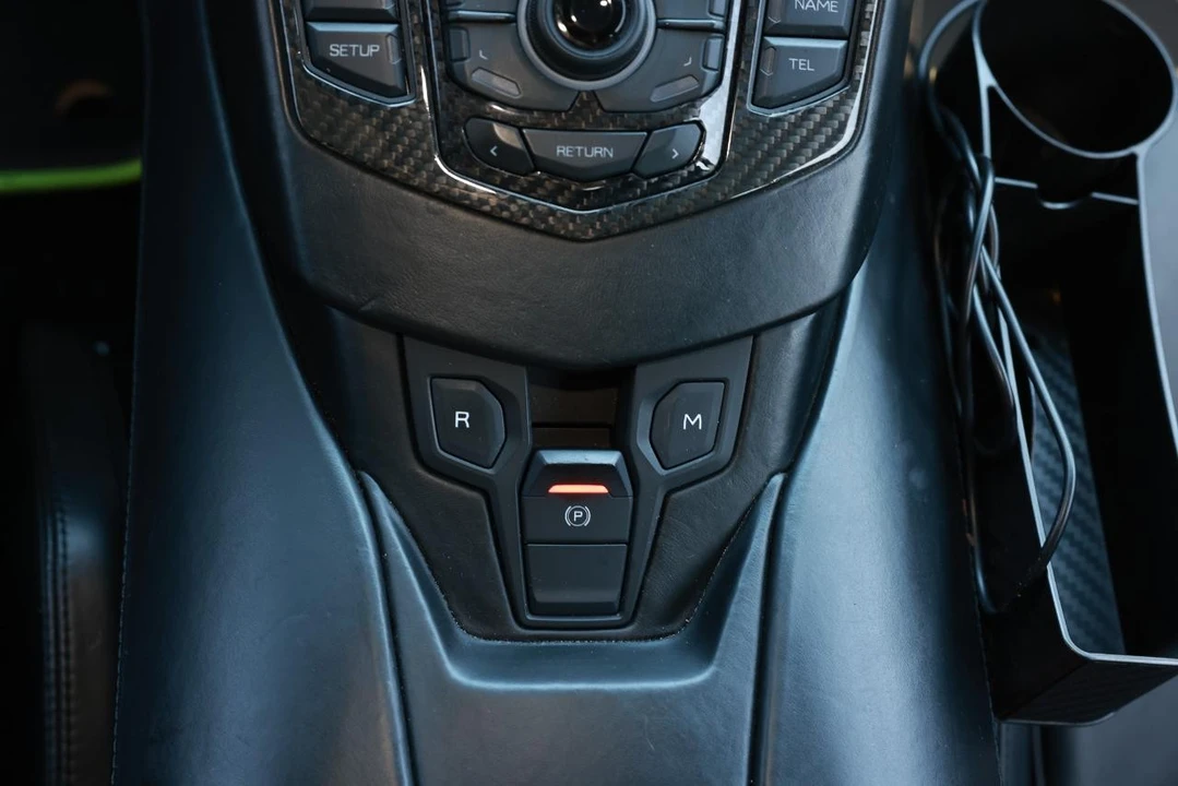 2012 Lamborghini Aventador LP700-4 - Image 30 of 31